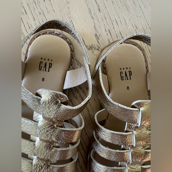 Gap Girls Strappy Sandals - Picture 4 of 5